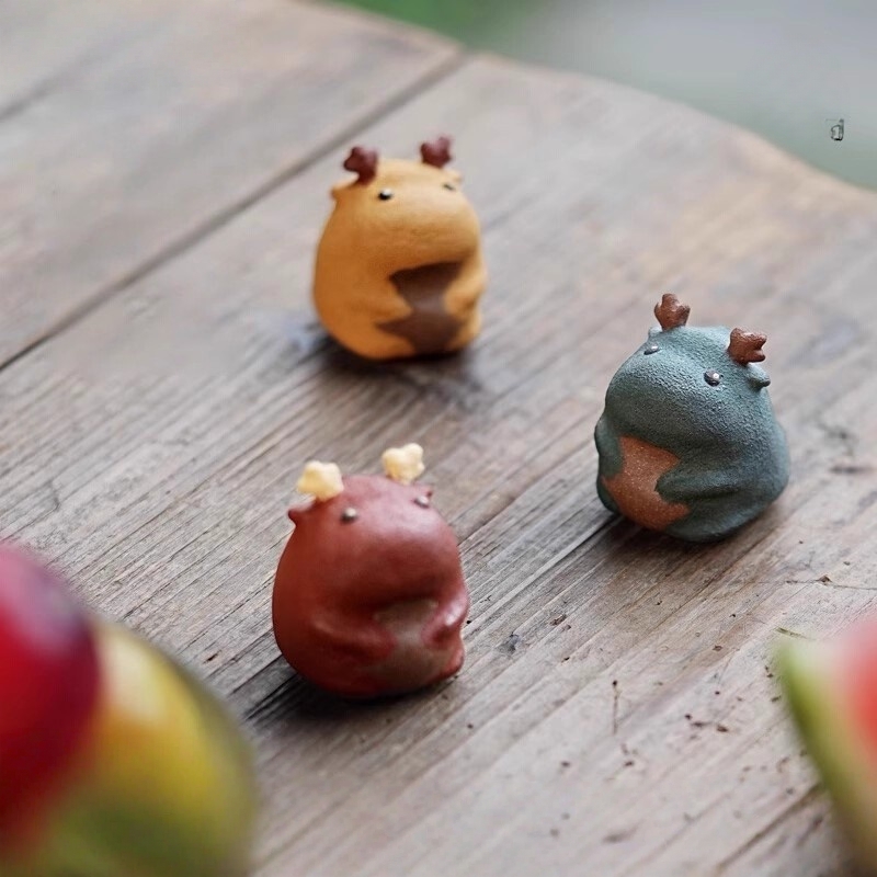 Yixing Zisha (purple clay) raw ore handmade clay tea ornaments